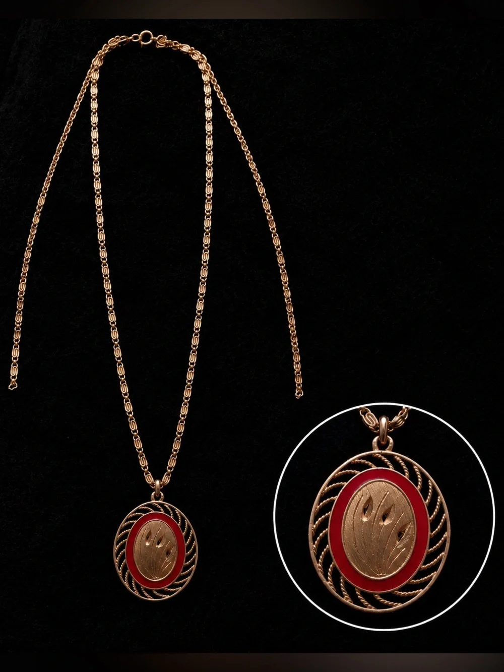 Vintage Gold Tone Red Enamel Oval Pendant necklace